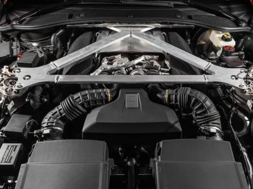 aston-martin v12-vantage IMAGE