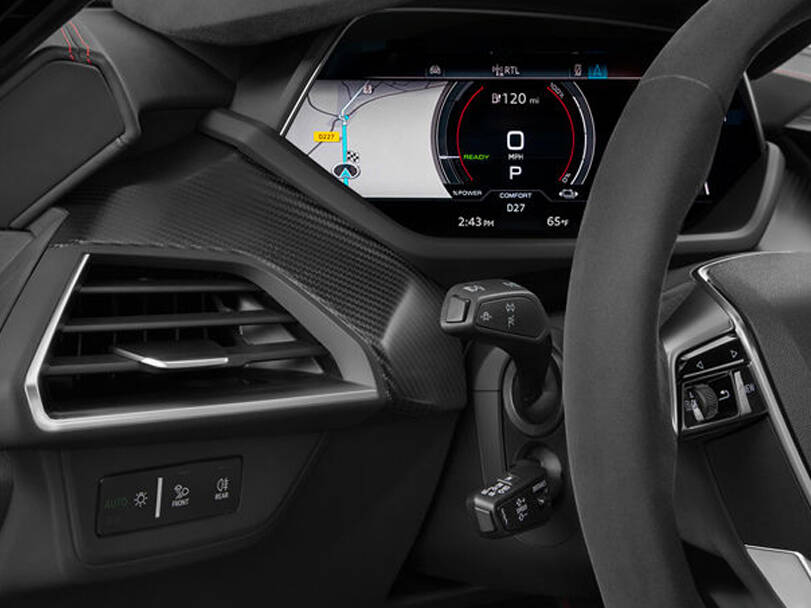makes.audi models.e-tron IMAGE