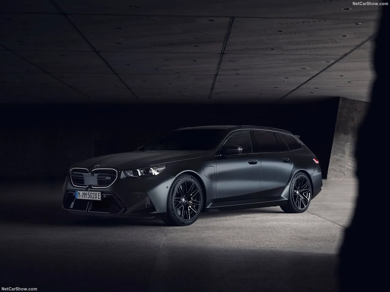 bmw m5 IMAGE
