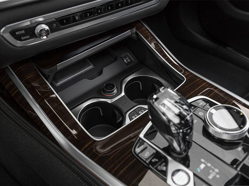 bmw x7 IMAGE