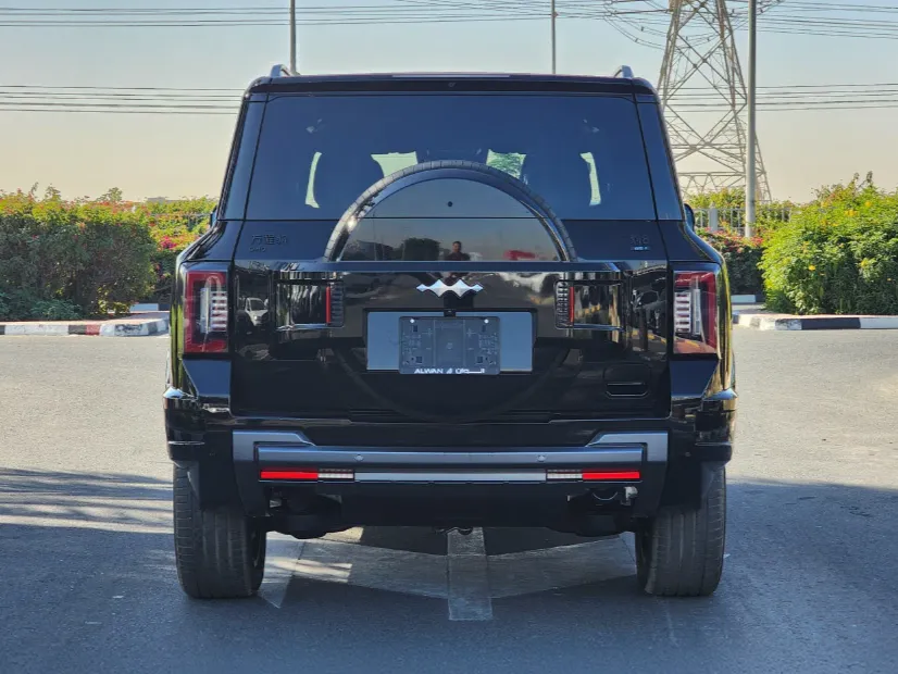 byd leopard-8 IMAGE