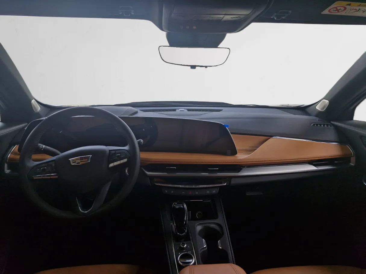 makes.cadillac models.xt4 IMAGE
