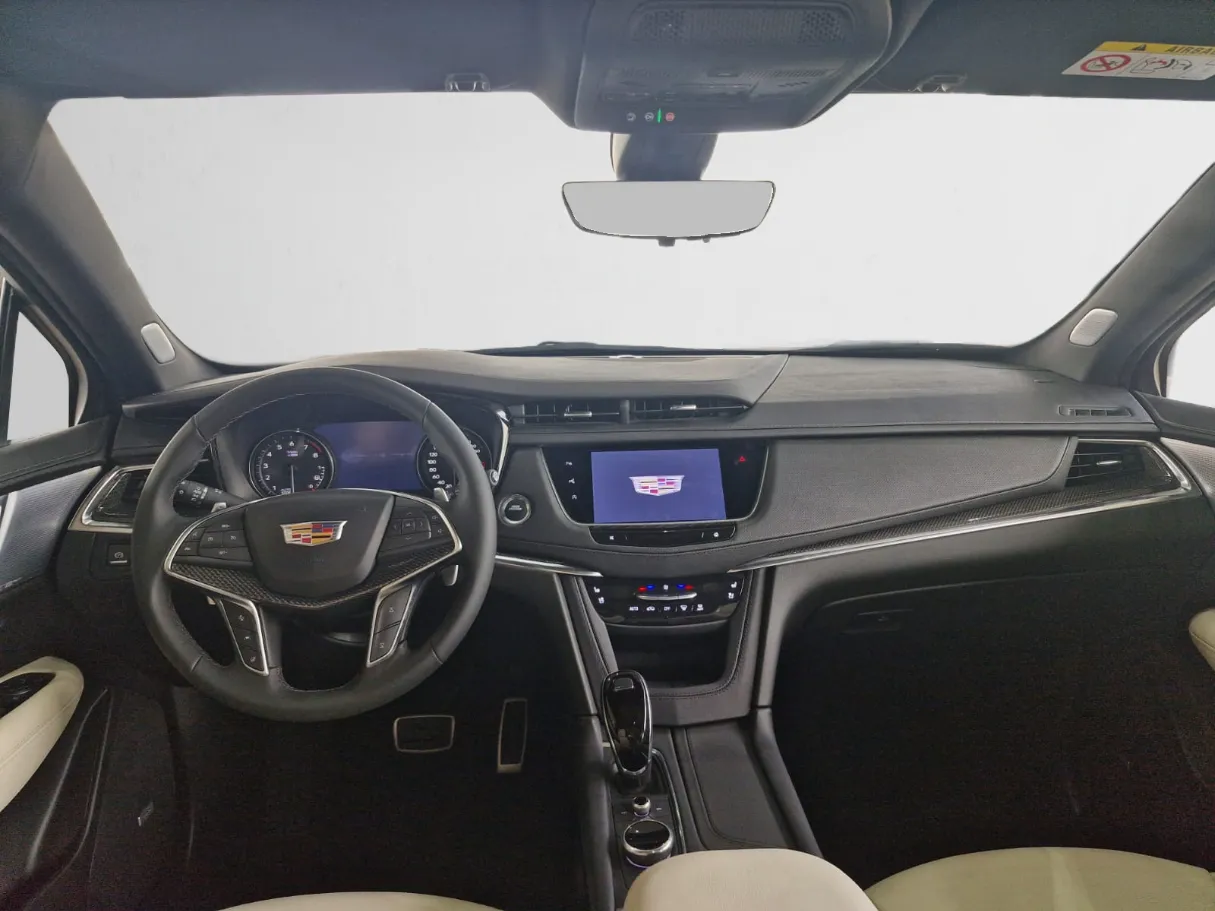 cadillac xt5 IMAGE