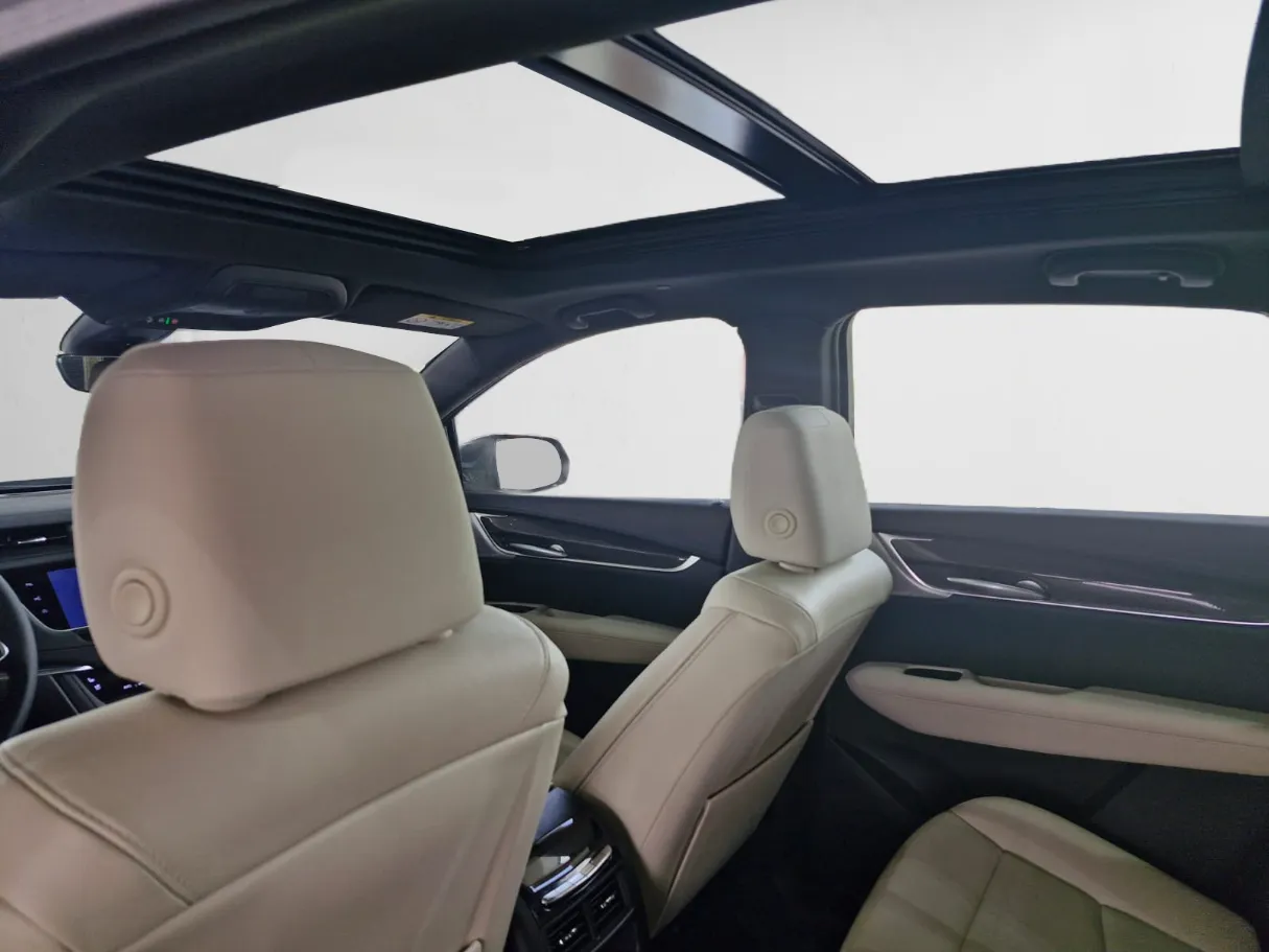 cadillac xt5 IMAGE