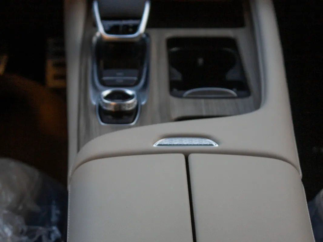 chery arrizo-8-pro IMAGE