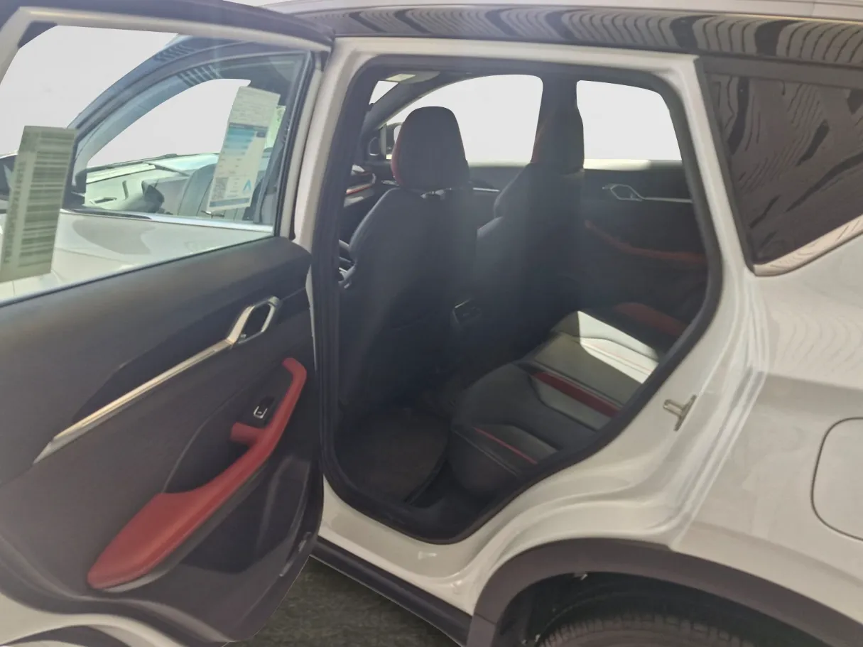 geely coolray IMAGE