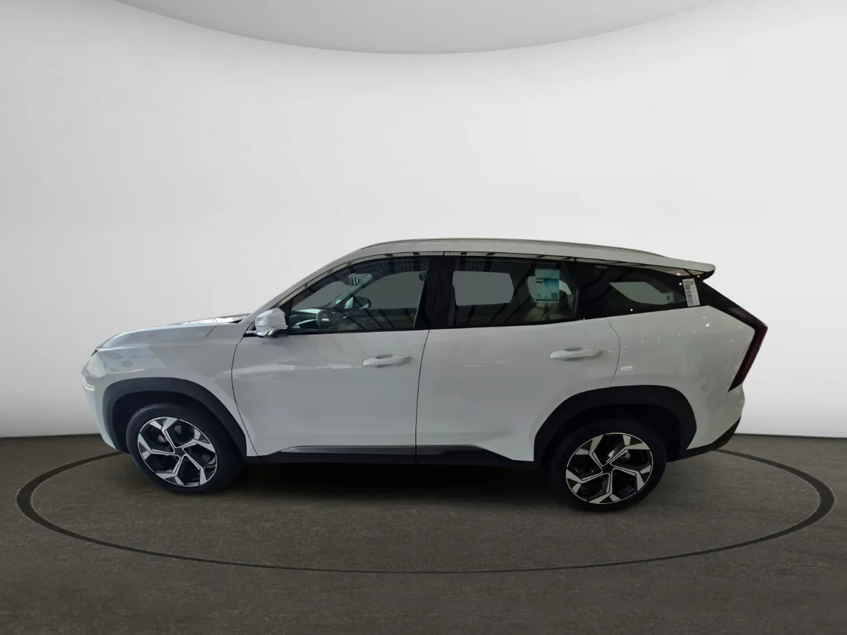 geely starray IMAGE