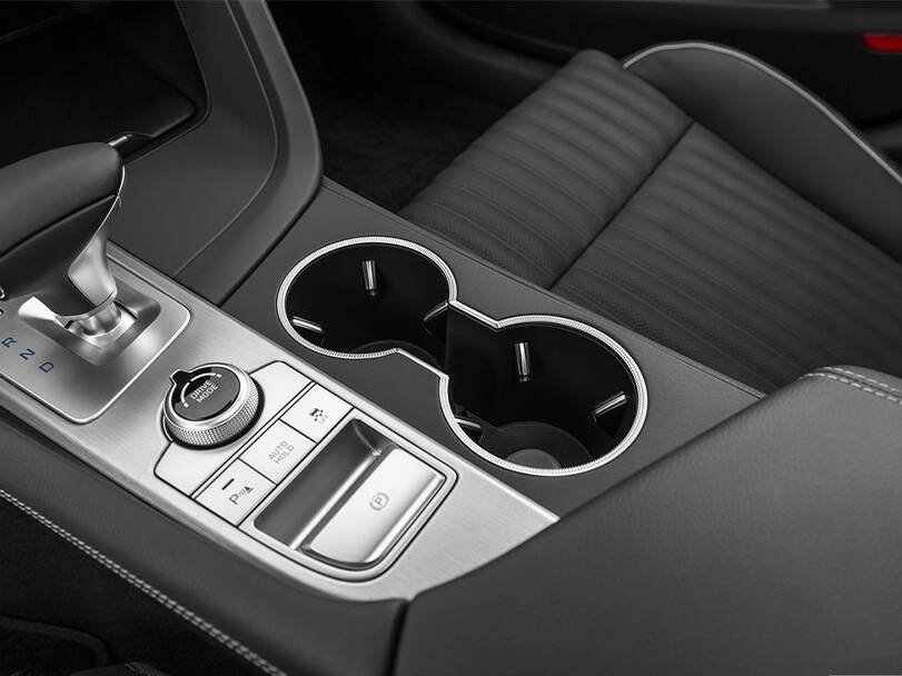 genesis g70 IMAGE