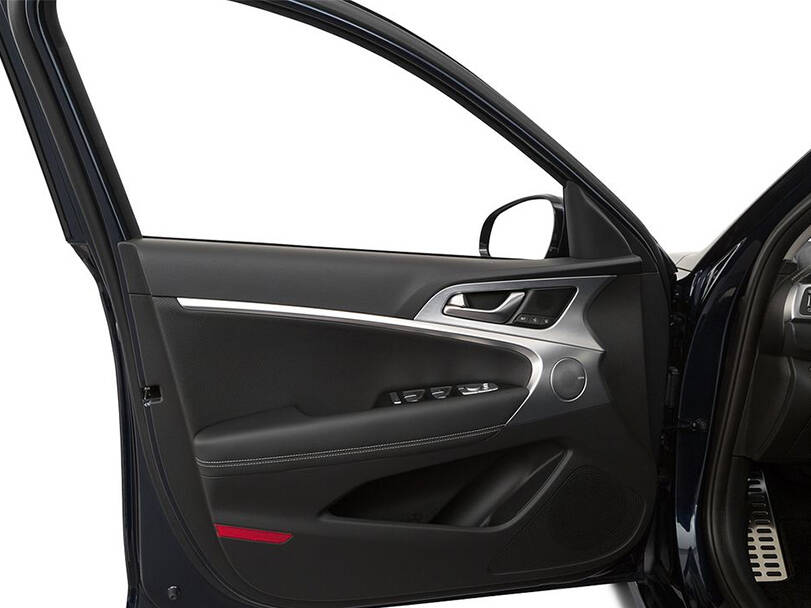 genesis g70 IMAGE