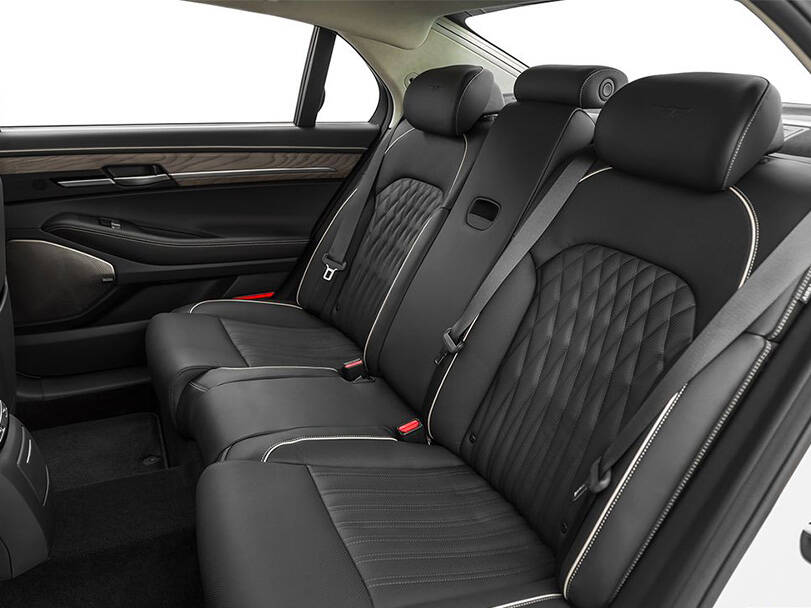 genesis g90 IMAGE