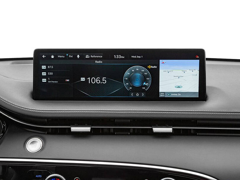 genesis gv70 IMAGE