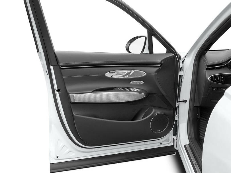 genesis gv70 IMAGE