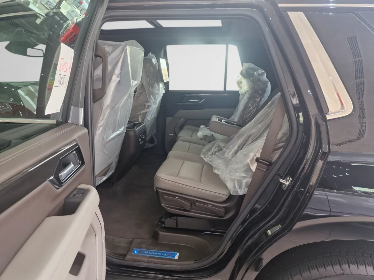 makes.gmc models.yukon IMAGE