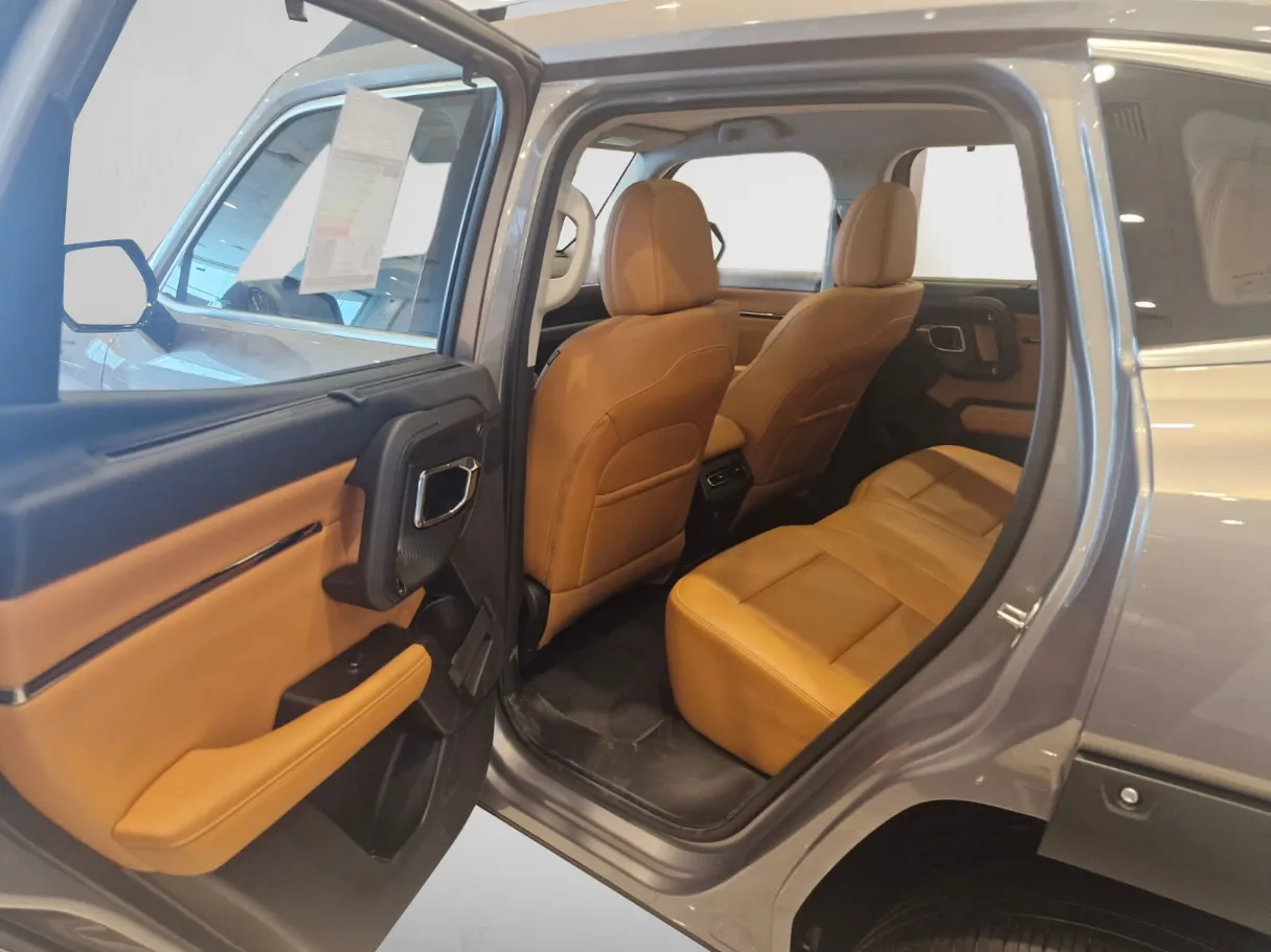 makes.haval models.h7 IMAGE