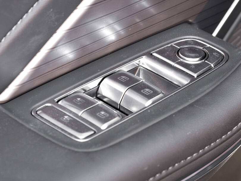 hongqi h7 IMAGE