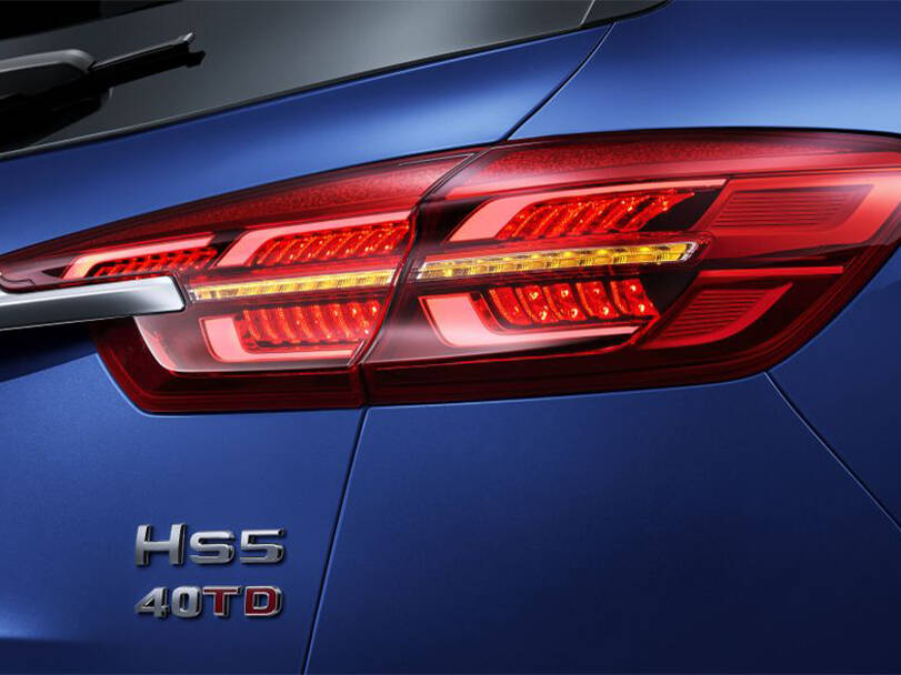 hongqi hs5 IMAGE