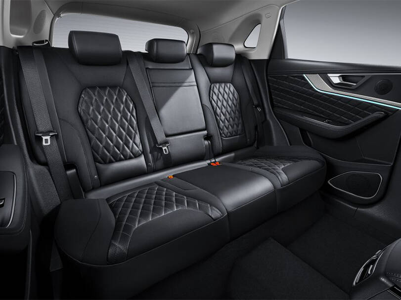 hongqi hs5 IMAGE