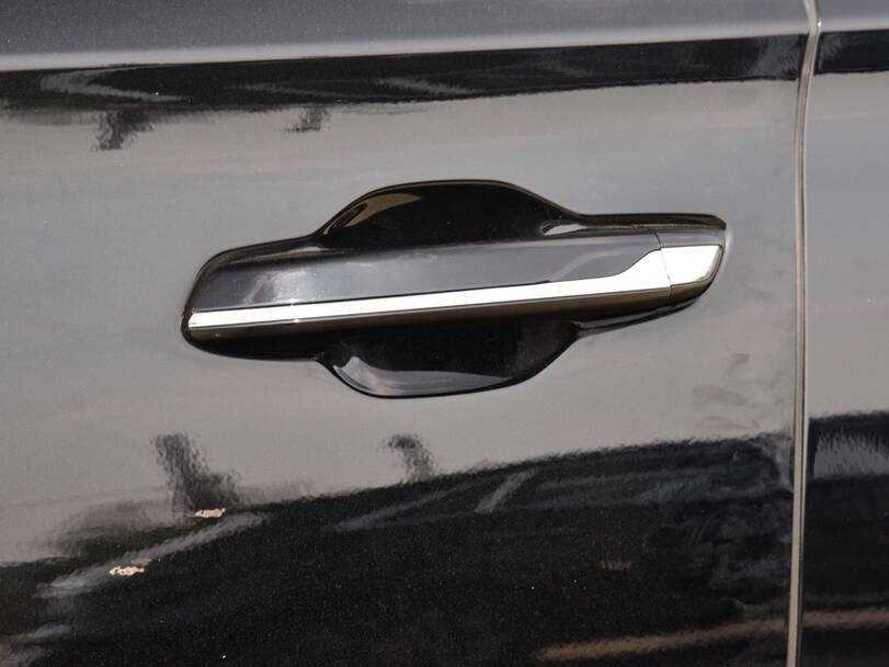hongqi hs7 IMAGE