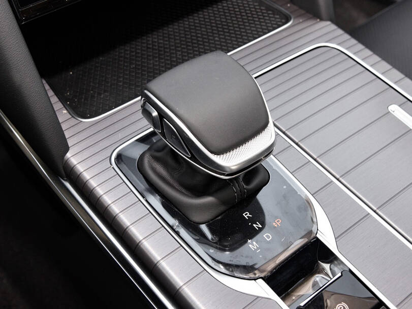 hongqi hs7 IMAGE