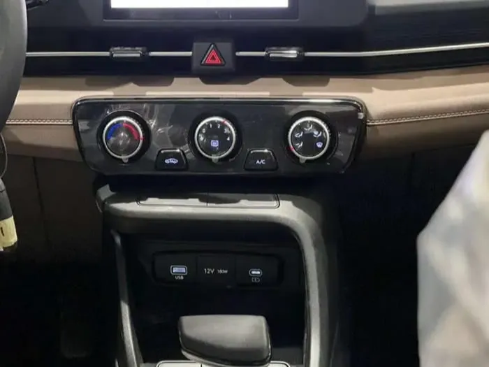 hyundai accent IMAGE