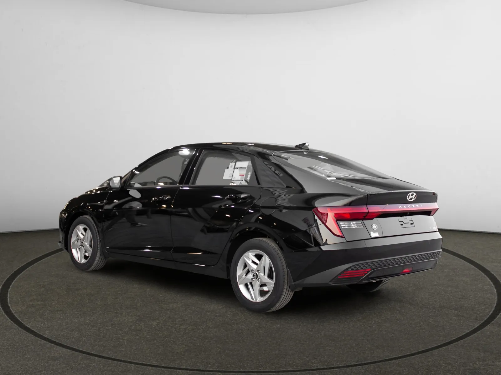 hyundai accent IMAGE