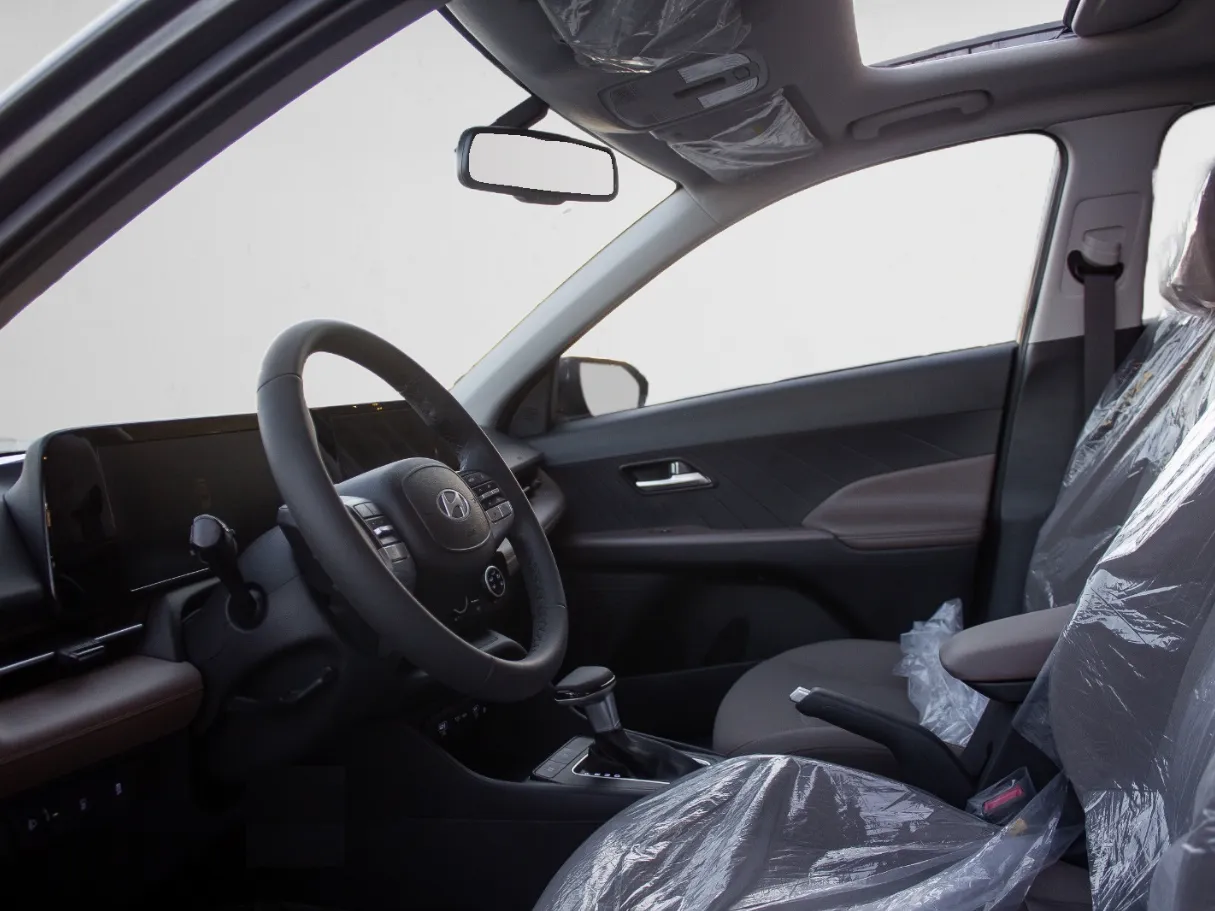 hyundai accent IMAGE
