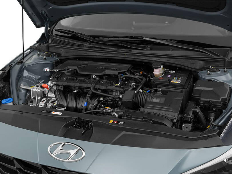 makes.hyundai models.elantra IMAGE