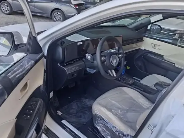 hyundai kona IMAGE