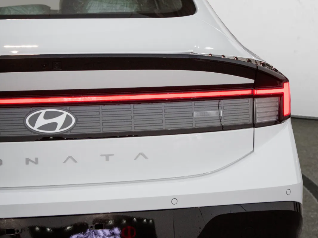 hyundai sonata IMAGE