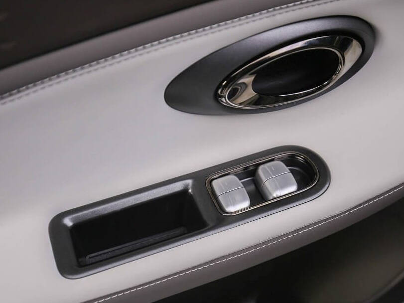 jac e30x IMAGE