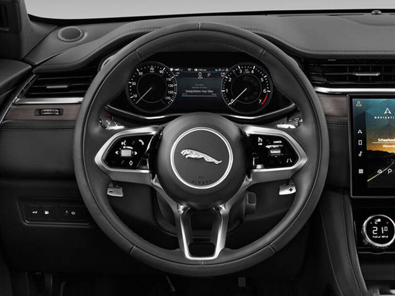 jaguar f-pace IMAGE