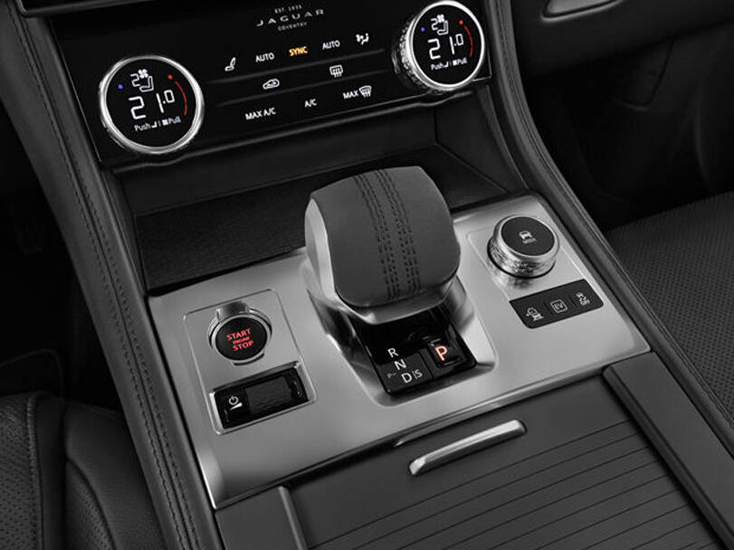 jaguar f-pace IMAGE
