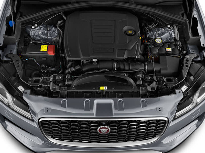 jaguar f-pace IMAGE