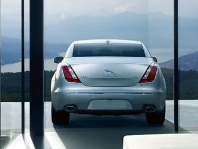 jaguar xj IMAGE