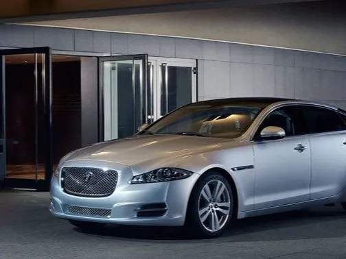 Jaguar Xj