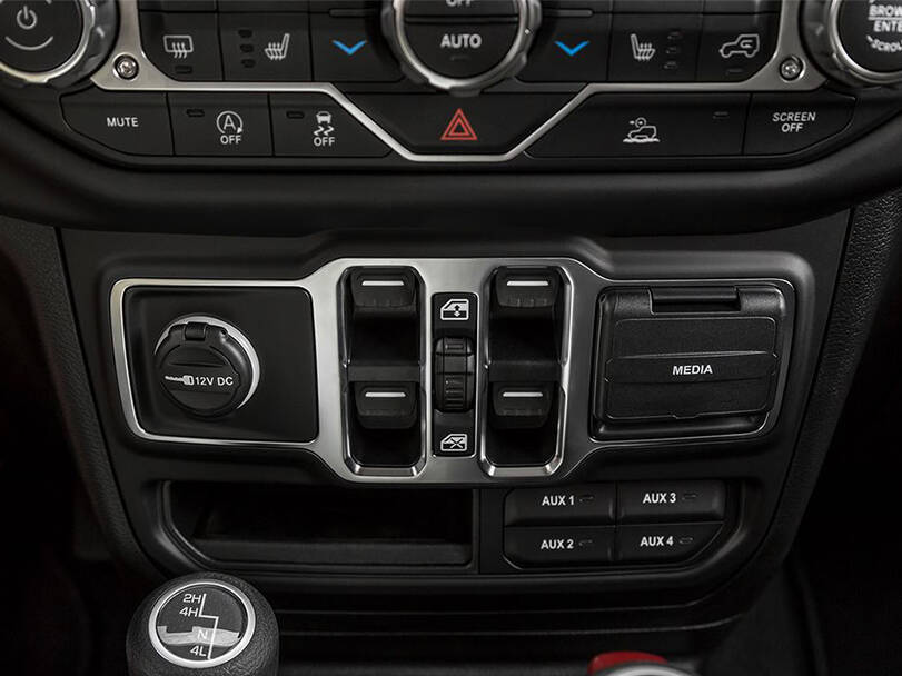 jeep gladiator IMAGE