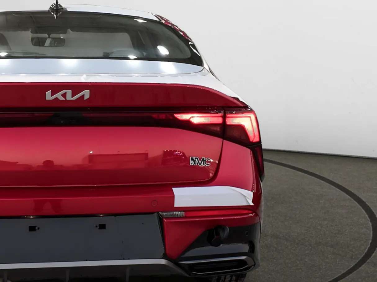 kia k5 IMAGE