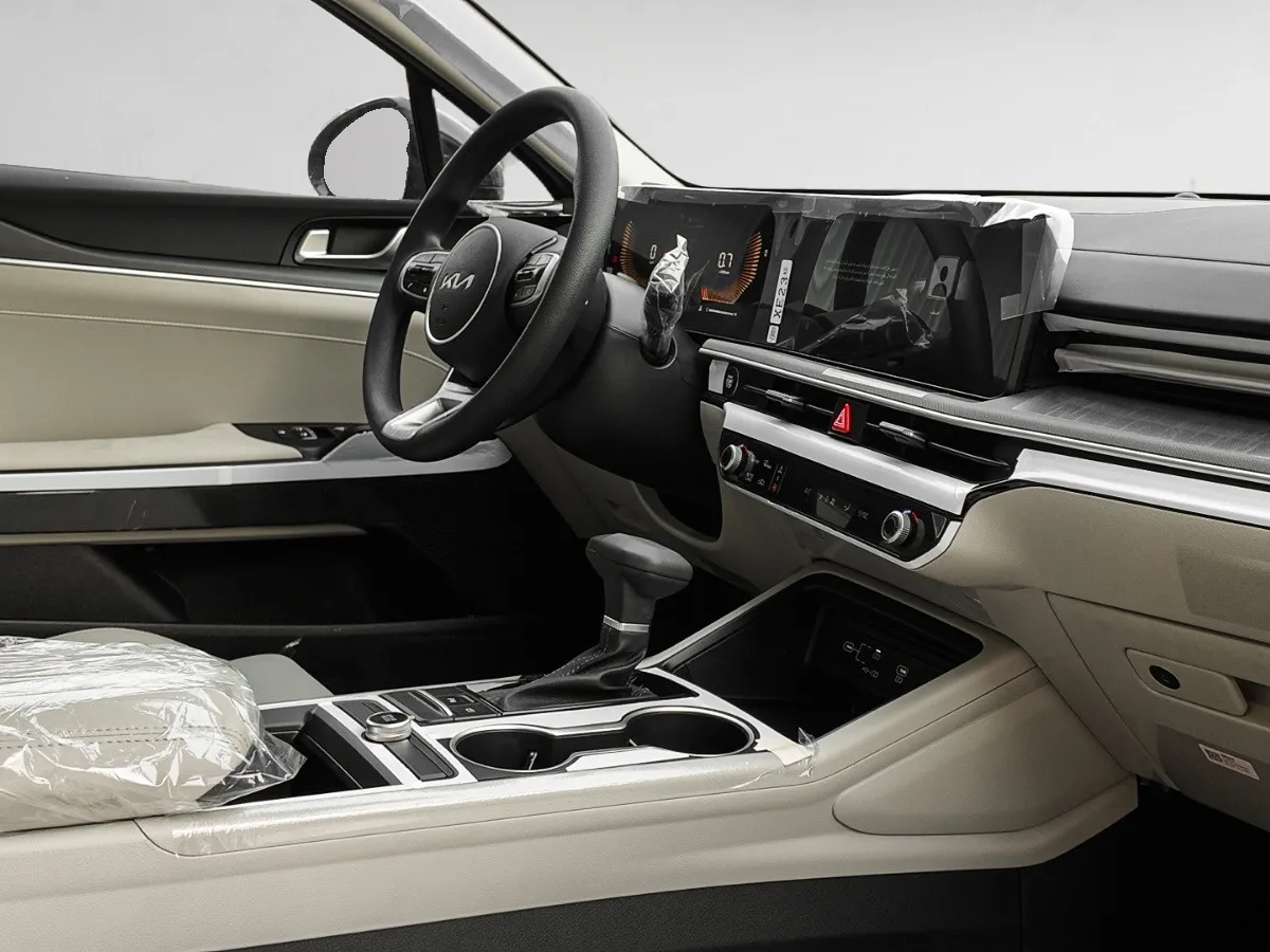 kia k5 IMAGE