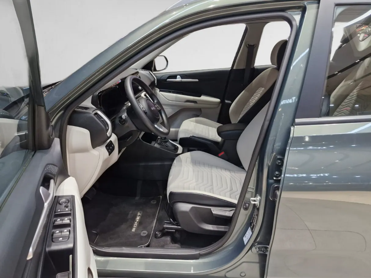 kia sonet IMAGE