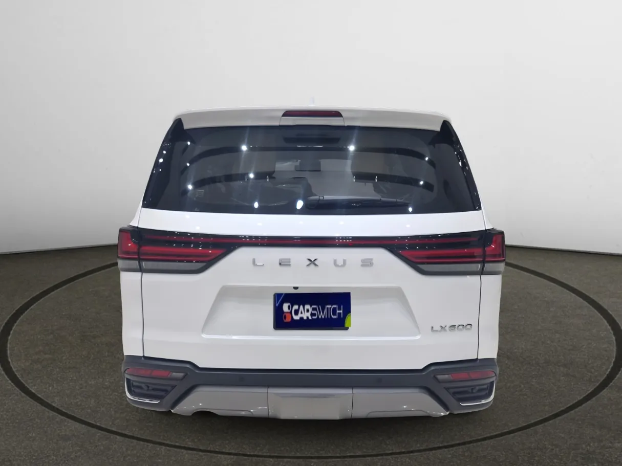 lexus lx600 IMAGE
