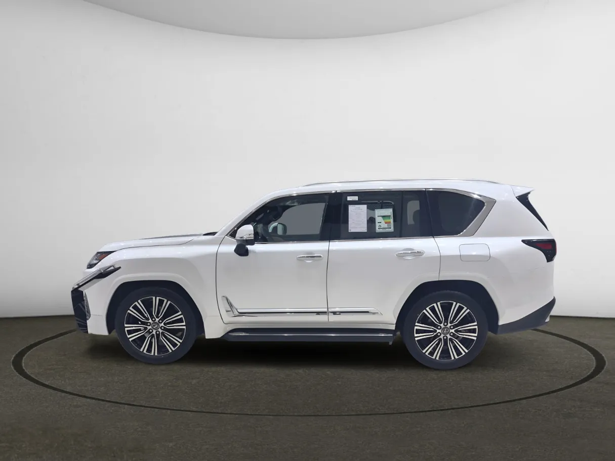 lexus lx600 IMAGE