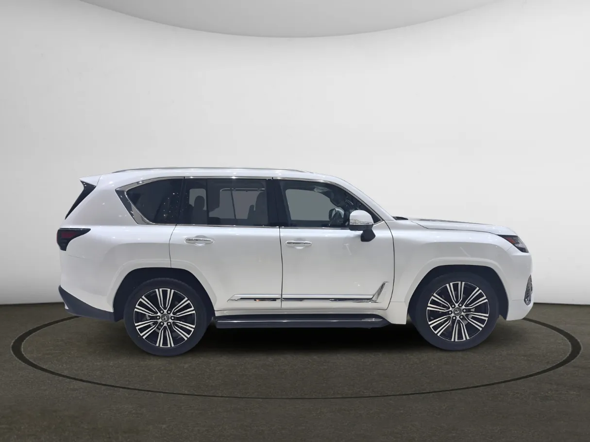 lexus lx600 IMAGE
