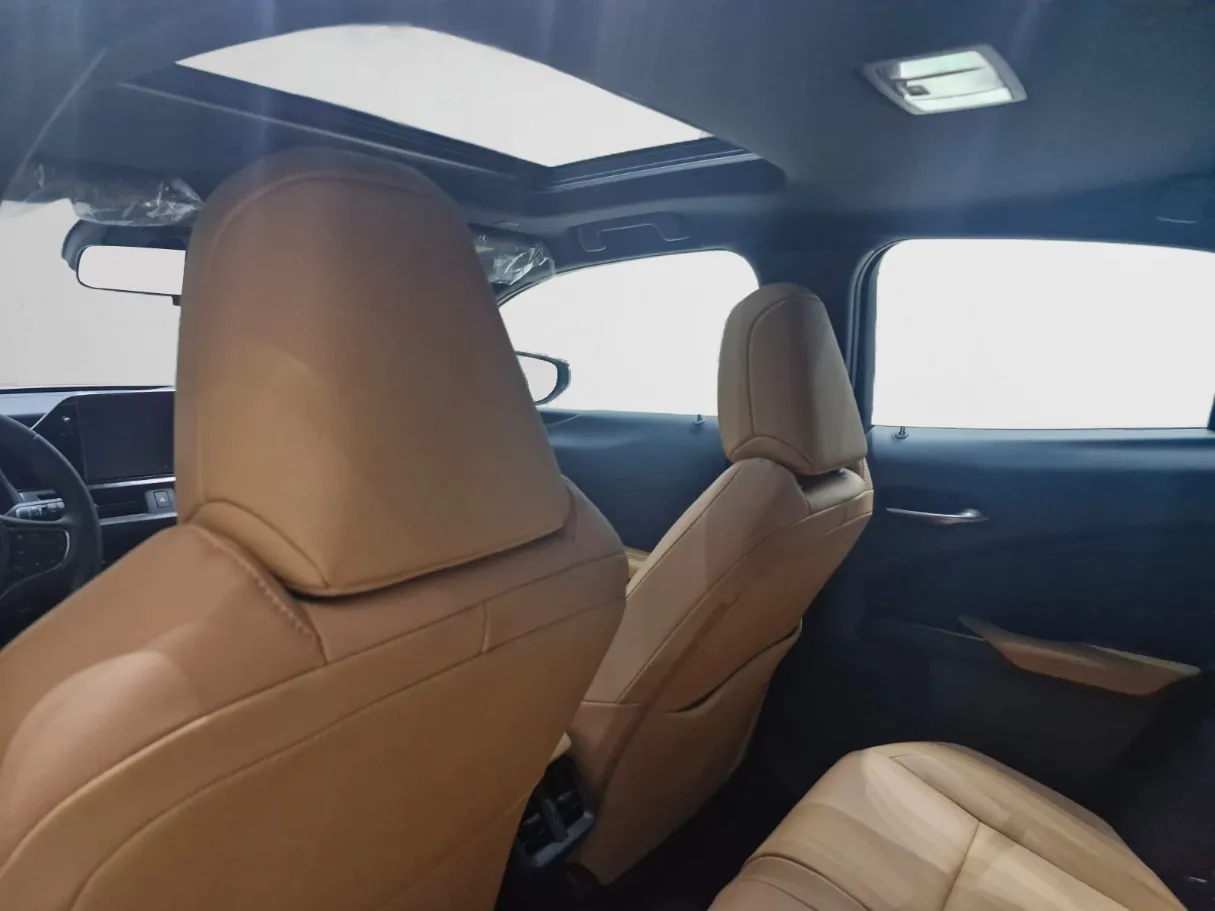 lexus ux300h IMAGE