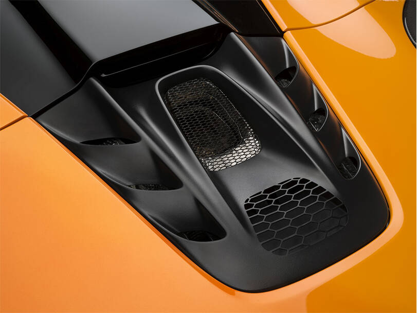 mclaren artura IMAGE