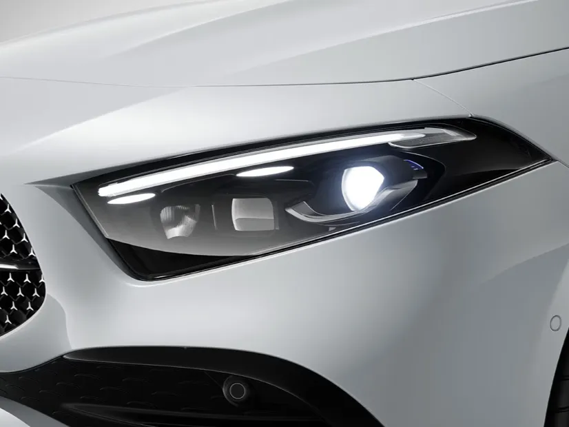 mercedes a200 IMAGE