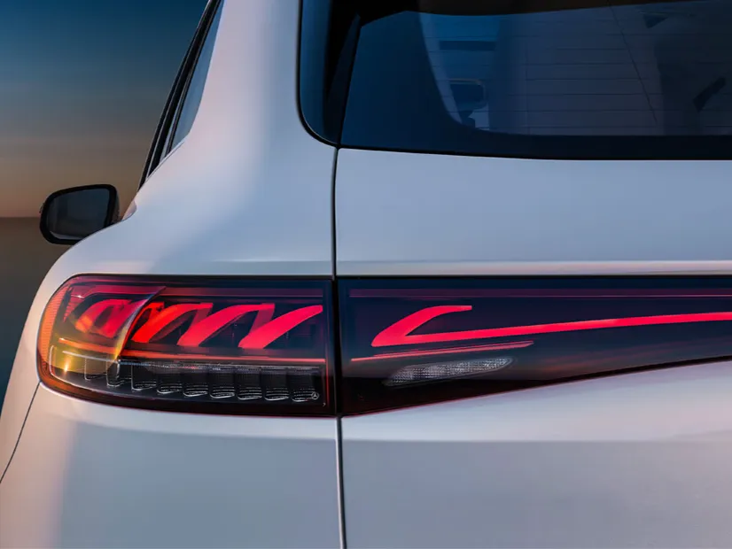 mercedes eqs-580 IMAGE