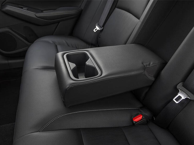nissan altima IMAGE