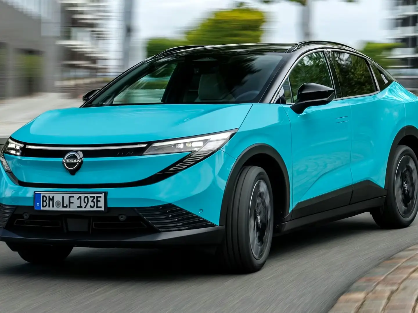 nissan leaf IMAGE