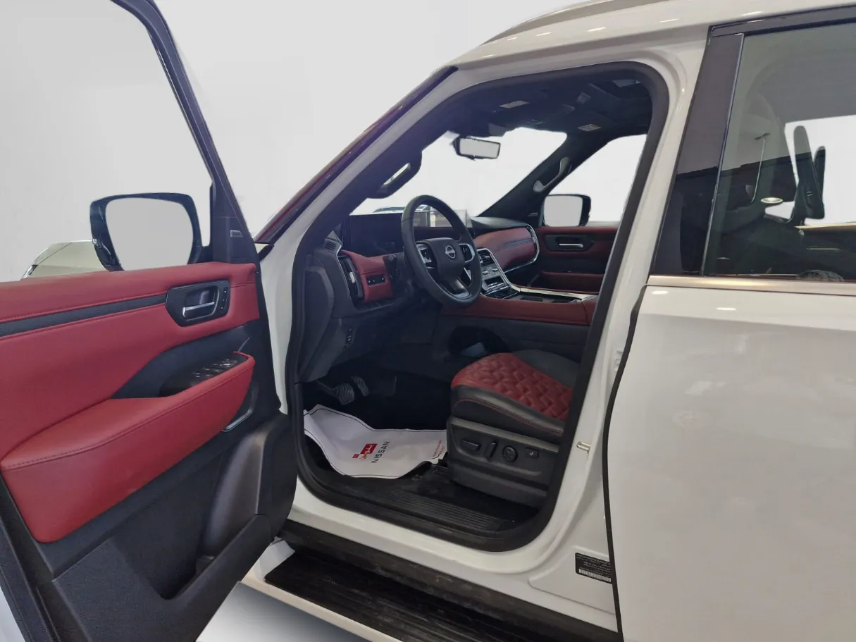 makes.nissan model_series.patrol IMAGE