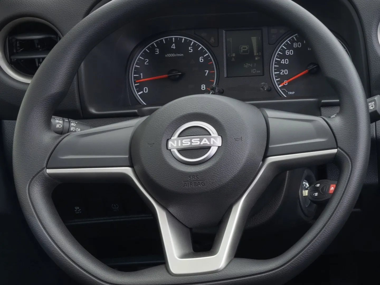 nissan urvan IMAGE